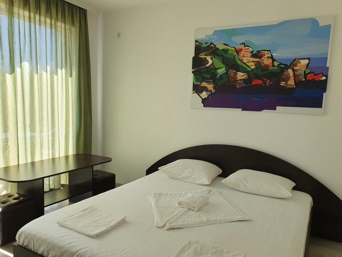Family House Manolov Ξενοδοχείο Obzor Εξωτερικό φωτογραφία