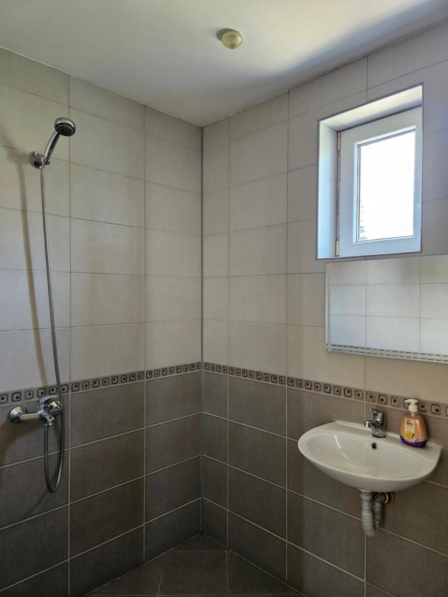 Family House Manolov Ξενοδοχείο Obzor Εξωτερικό φωτογραφία